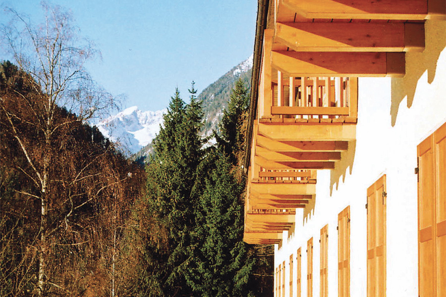 Casa Alpina Don Bosco di Carisolo - Val Genova